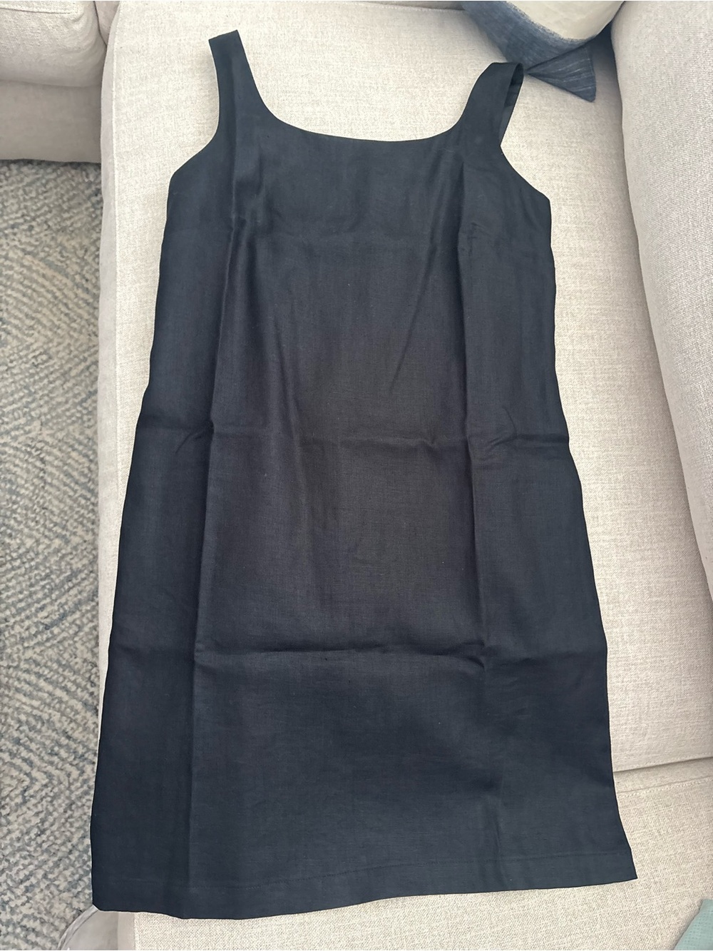 Classic Black Sleeveless Linen Dress